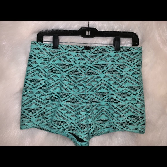 Never Worn- High Waisted Tribal Print Shorts - Picture 1 of 3